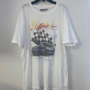 American Eagle Outfitters, Dodge Viper Tee